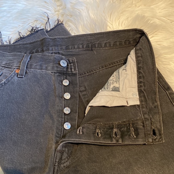Levi’s 501 like new ✨ Size 32 - Picture 3 of 6